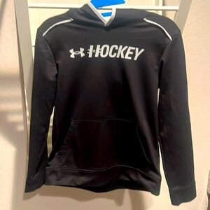 Boys Under Armour Sweatshirt Medium
